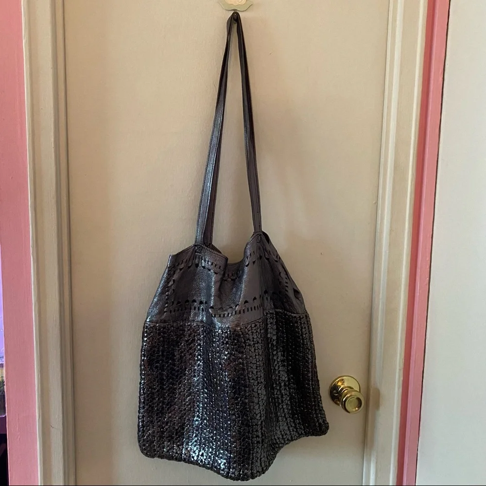 en shalla Metallic Pewter Woven Leather Tote Bag